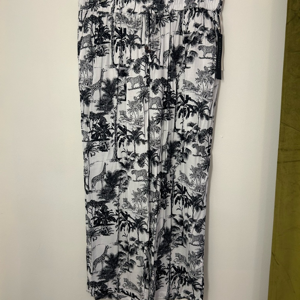 Jane and Delancey Black and White Tropical Print Wide Leg Pants